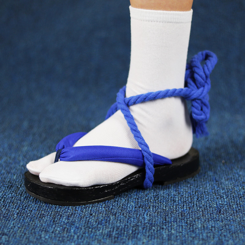 Geta Wooden Sandal - Sandalias Geta con tiras azules –