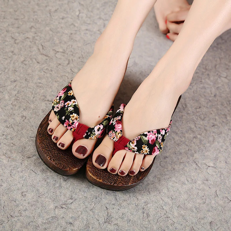 Geta Wooden Sandal - Zueco japonés Geta, sandalias de madera,