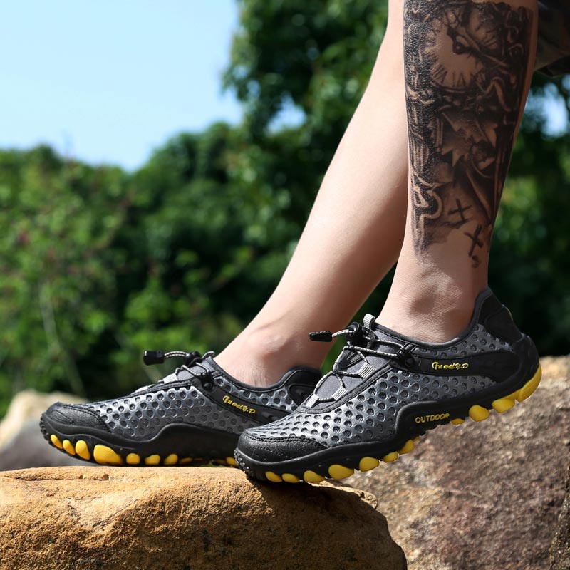 Zapatillas deportivas de monta - Japanese Minimalist Lifestyle Name reseña y precio